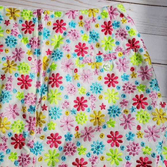 Sold Lilly Pulitzer} New Embroidered Floral Skirt - Picture 3 of 4